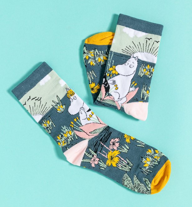 Moomin Moomintroll and Snorkmaiden Scene Socks Moomin Moomintroll and Snorkmaiden Scene Socks
