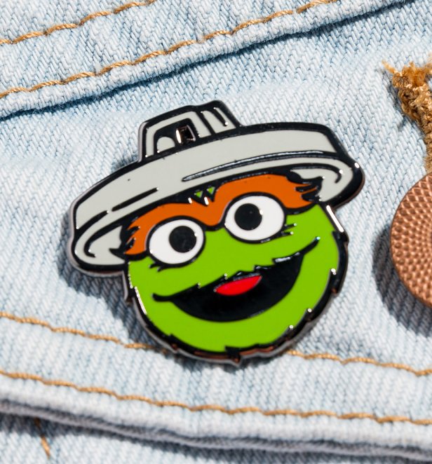 Sesame Street Oscar The Grouch Pin Badge