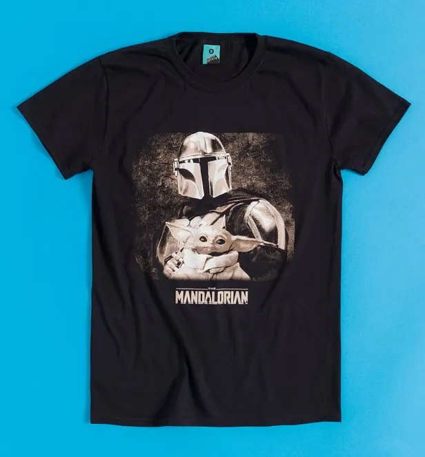 Star Wars The Mandalorian And Grogu Family Portrait Black T-Shirt