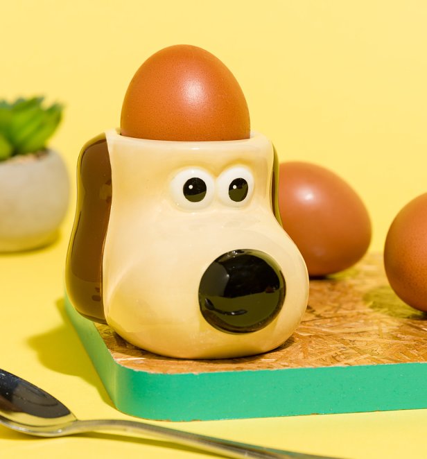 Wallace And Gromit Gromit Shaped Egg Cup Wallace And Gromit Gromit Shaped Egg Cup