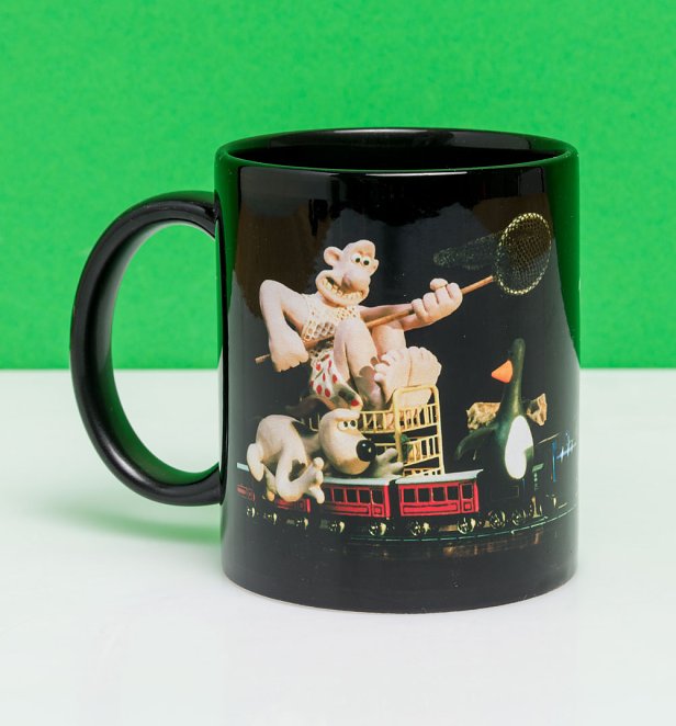 Wallace and Gromit The Wrong Trousers Chase Black Mug
